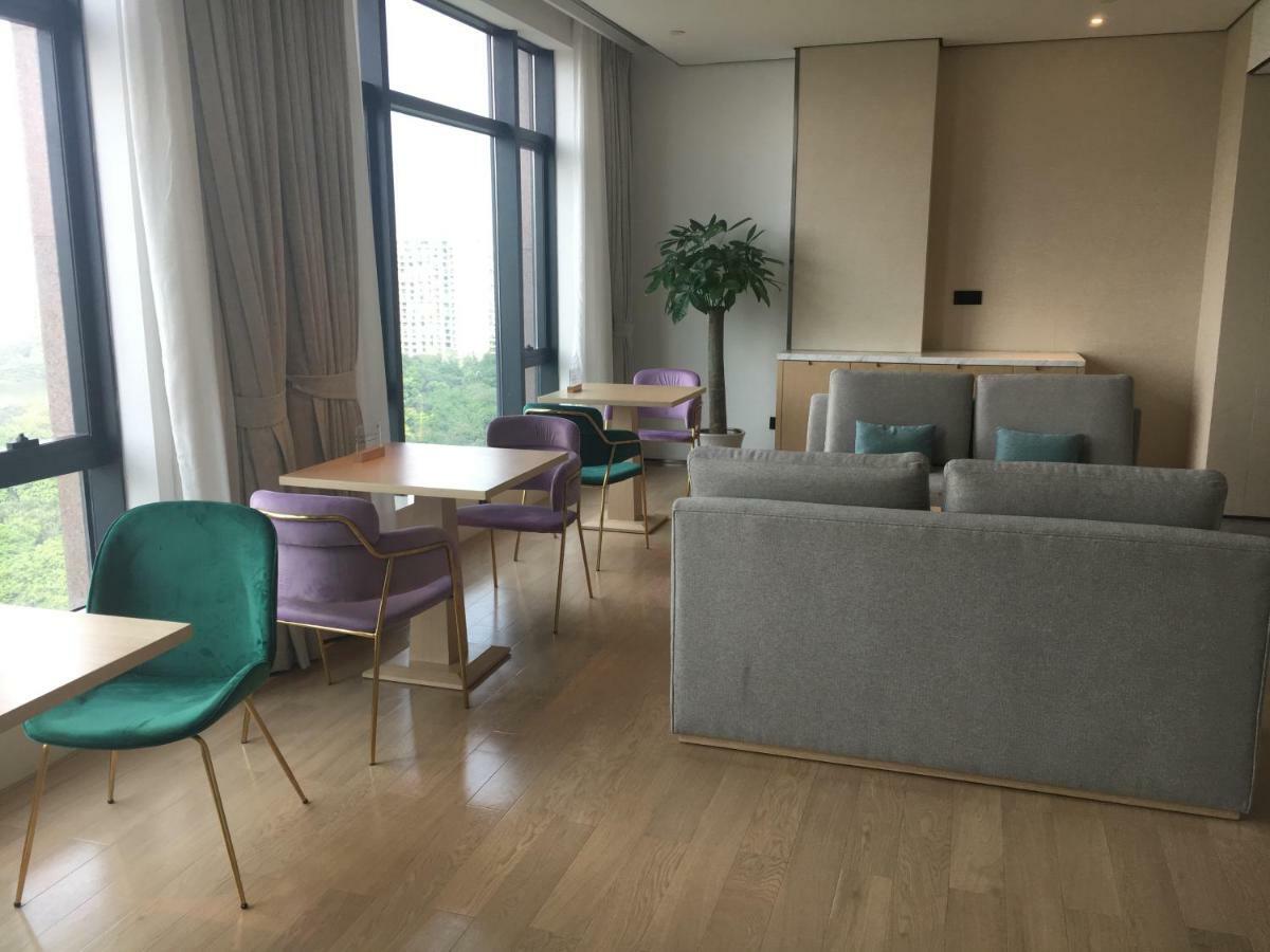 Virtuous World Hotel Foshan Bagian luar foto