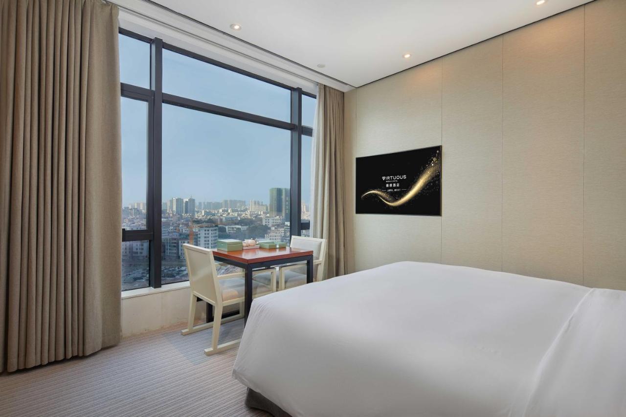 Virtuous World Hotel Foshan Bagian luar foto